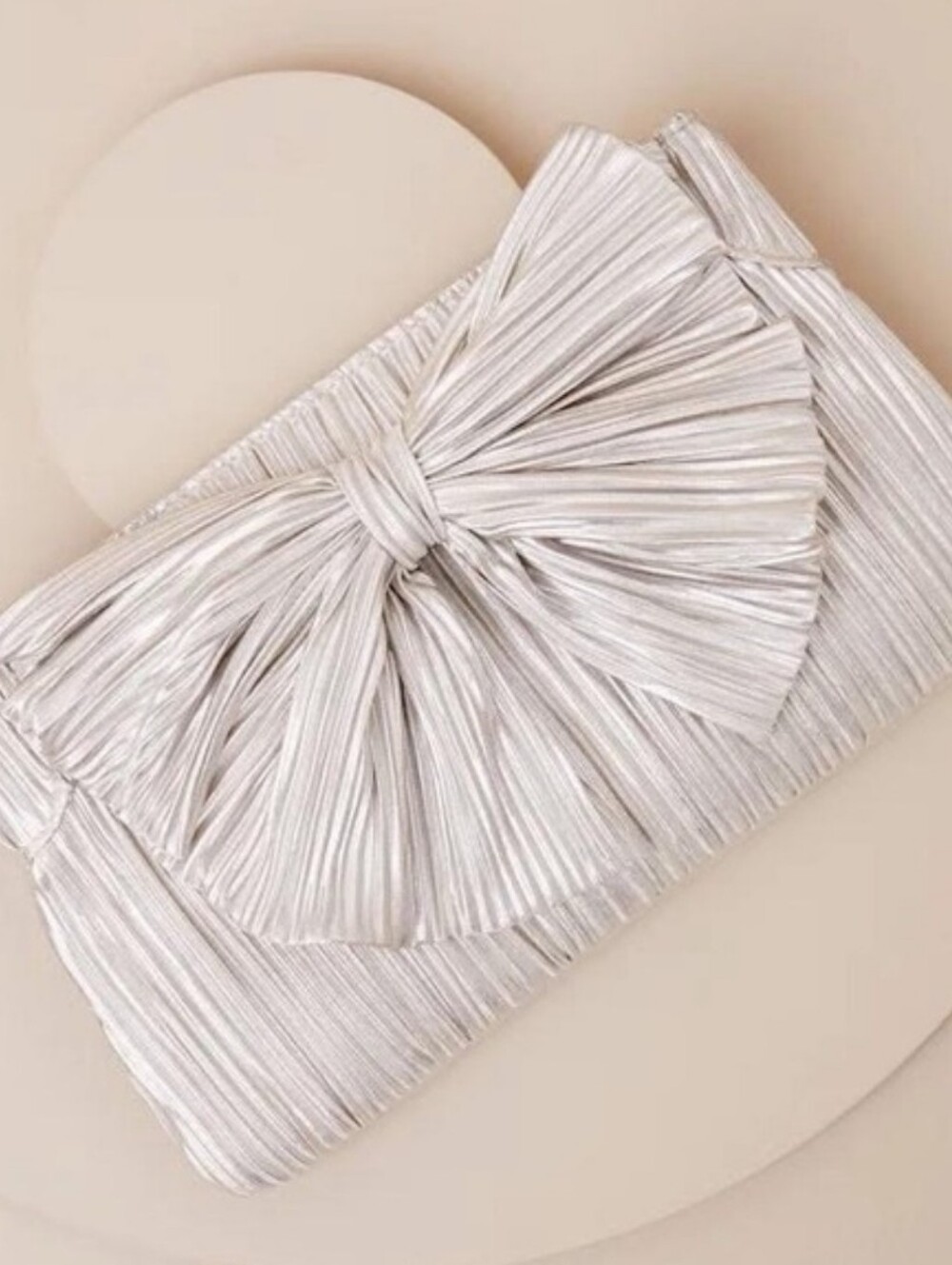 Elegant Champagne Bow Clutch